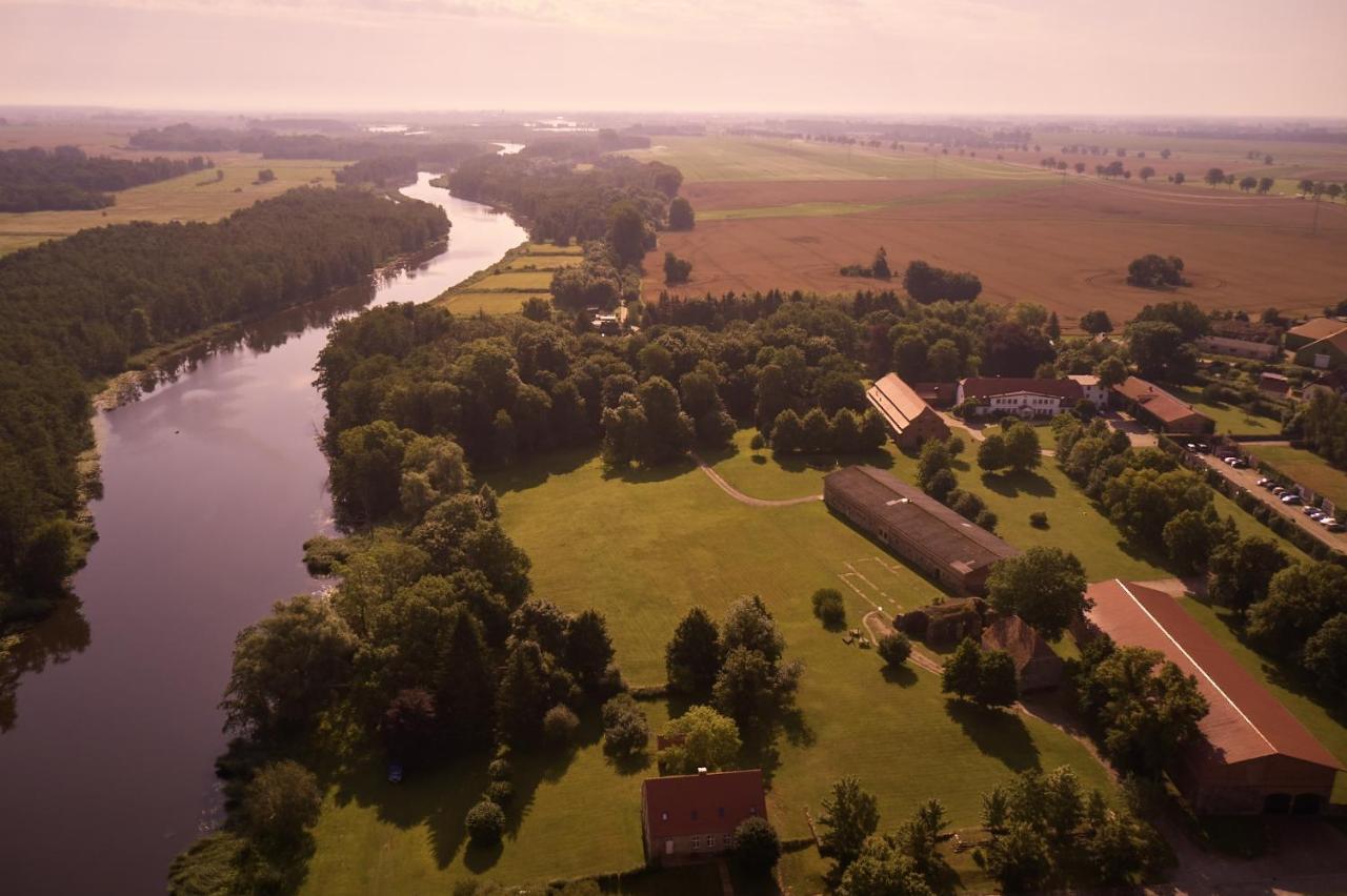 Relais & Chateaux Gutshaus Stolpe Hotel Stolpe an der Peene Luaran gambar