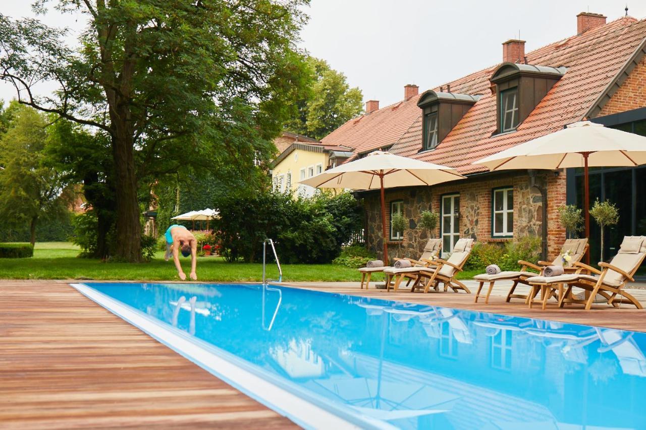 Relais & Chateaux Gutshaus Stolpe Hotel Stolpe an der Peene Luaran gambar